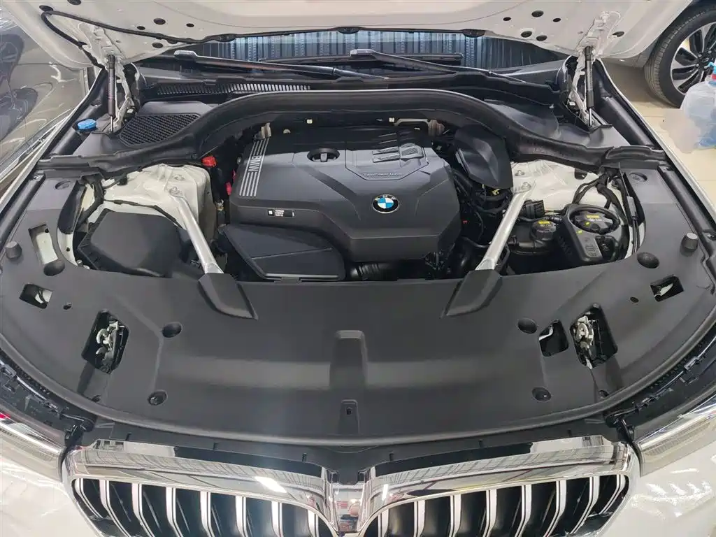 BMW 6 Series GT 2022 Model 630i M Sport Package фото 16