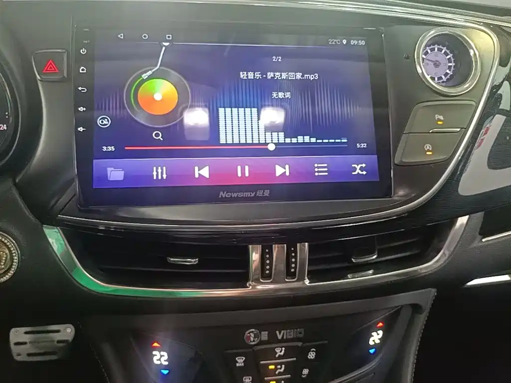 Buick Envision Plus 2017 20T FWD Premium фото 13