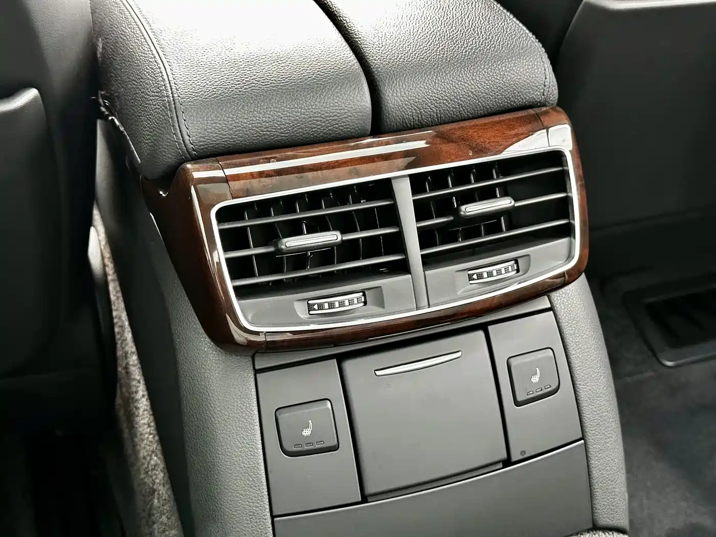 Audi A8 2016 A8L 30 FSI Comfort фото 19
