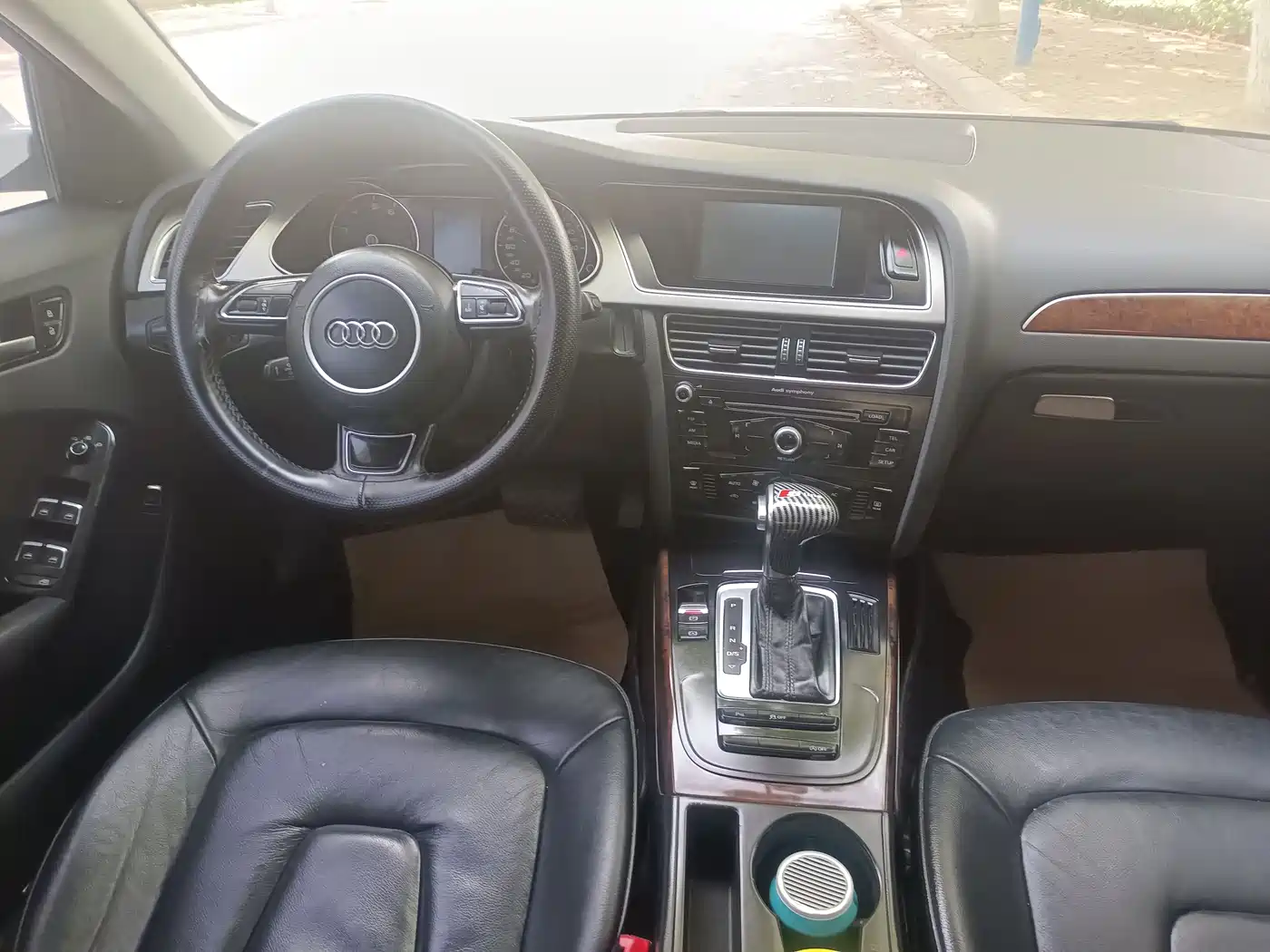 Audi A4L 2013 35 TFSI Automatic Comfort фото 4