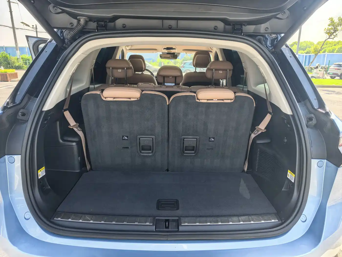 NIO ES8 2019 2018 Founder Edition