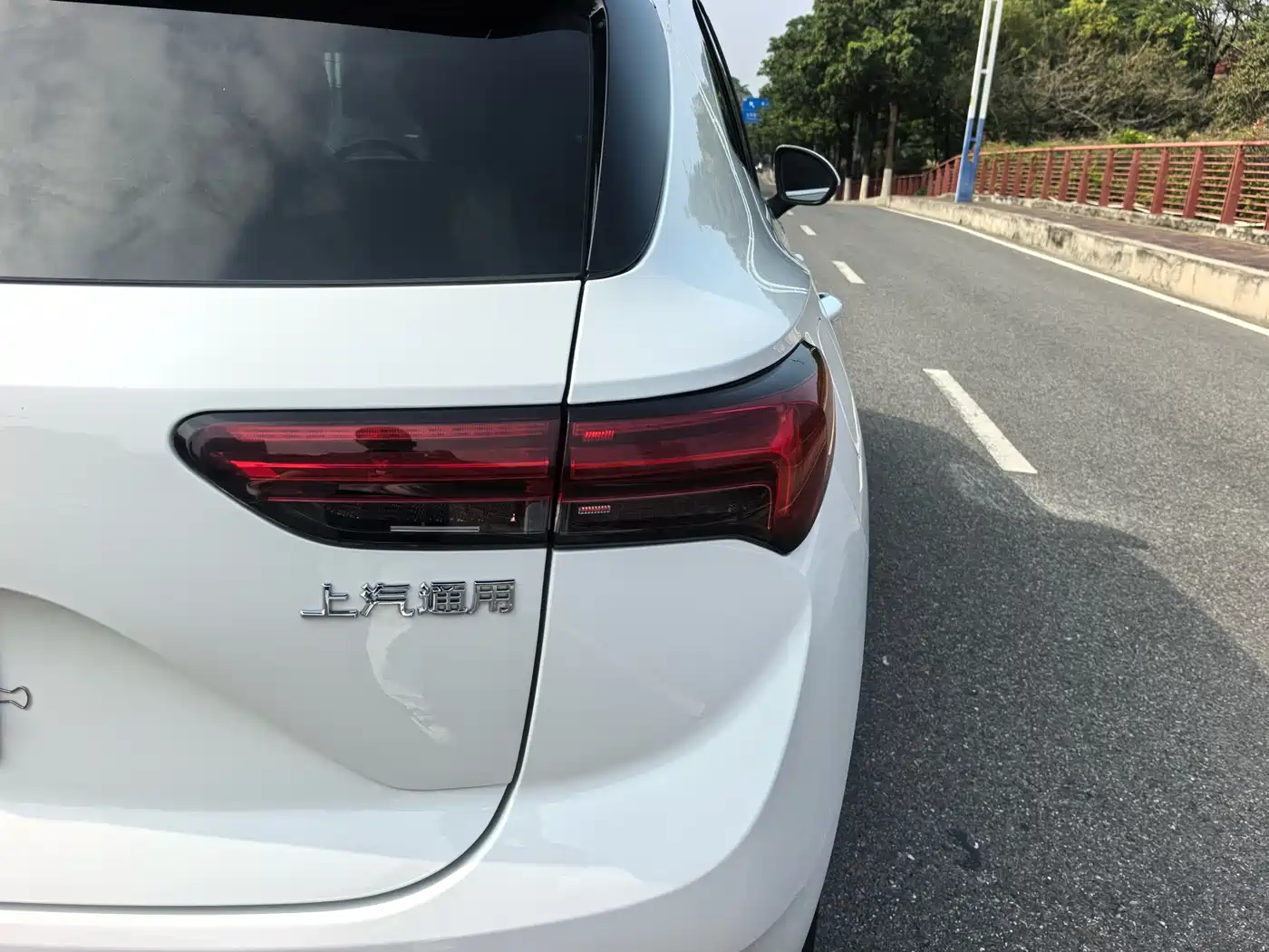 Buick Envision S 2022 Envision S 552T 2WD Luxury фото 20