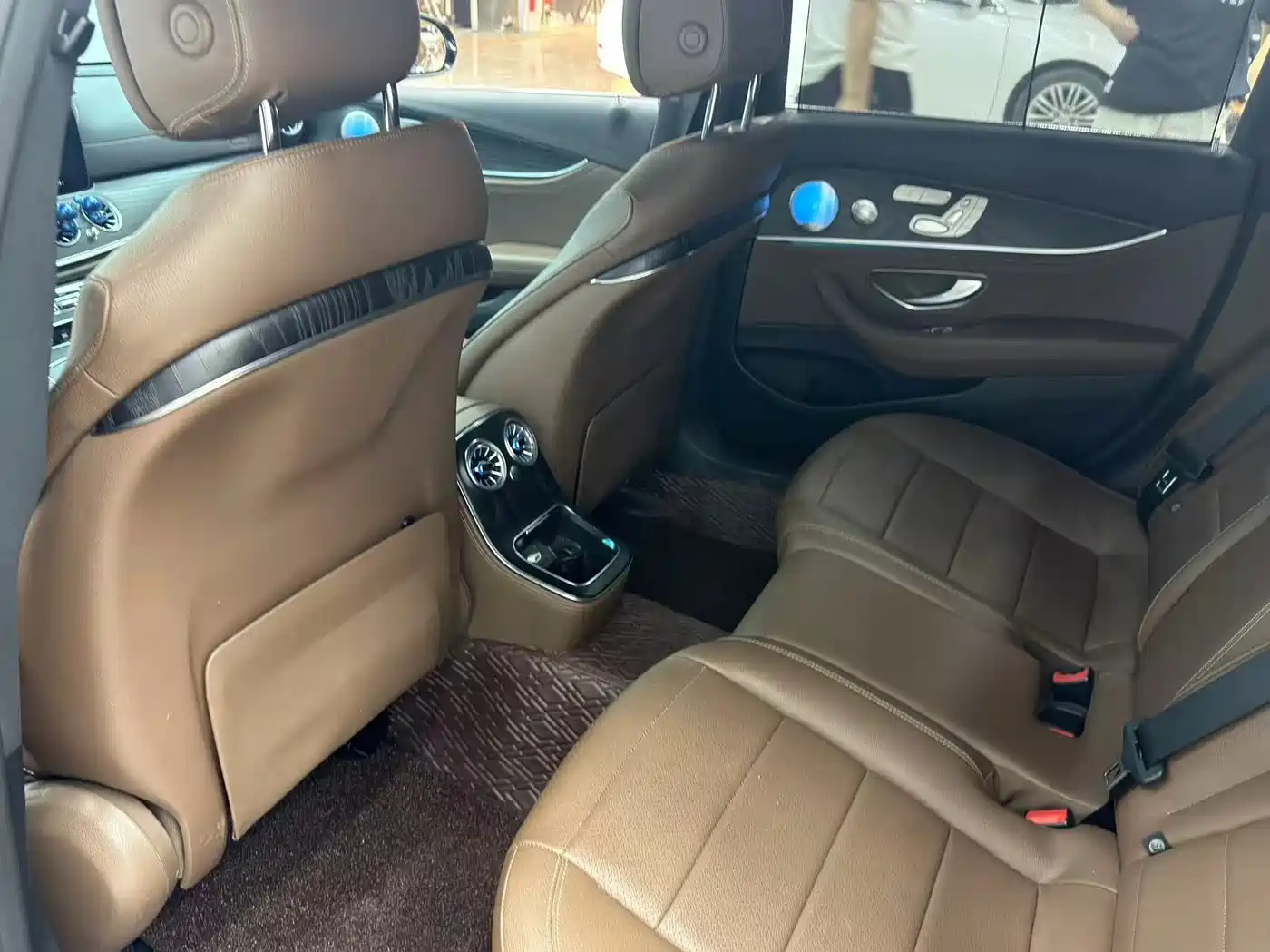 Mercedes-Benz E-Class 2021 Facelift E 300 L Sport Luxury фото 4