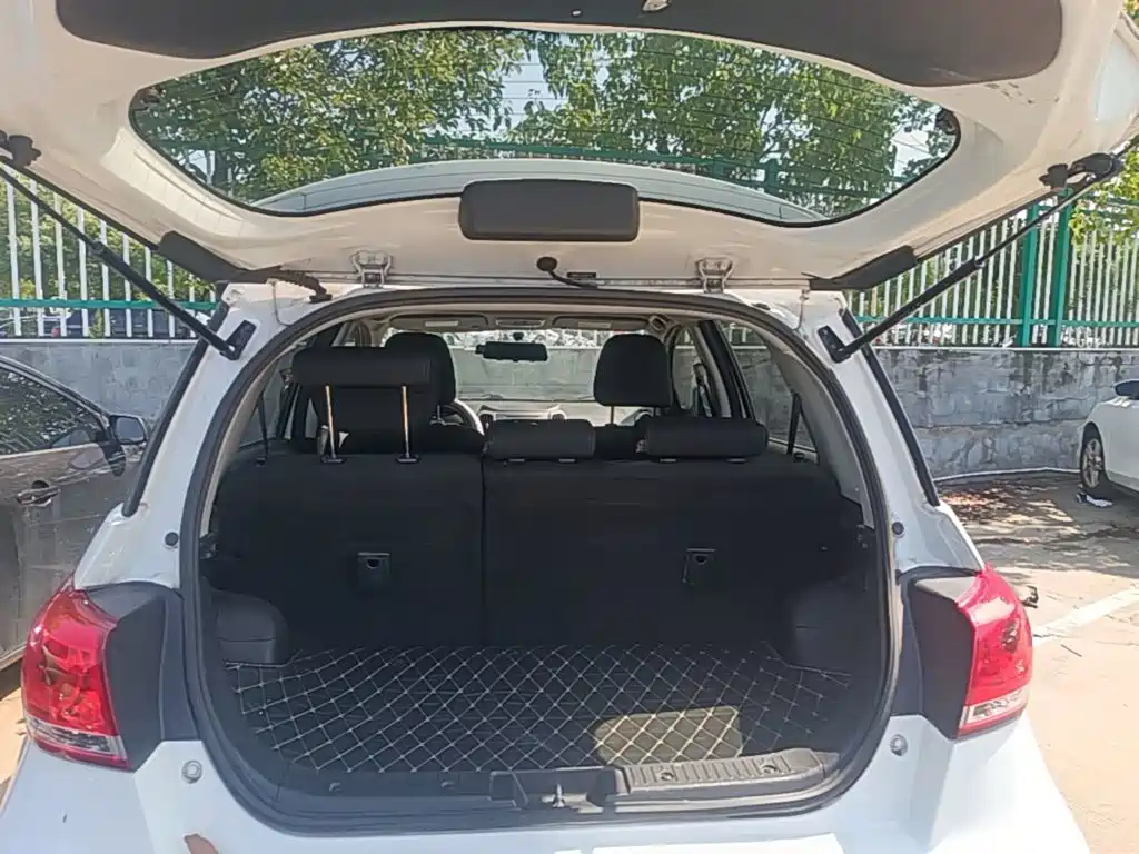 Фото 19 - Haval H1