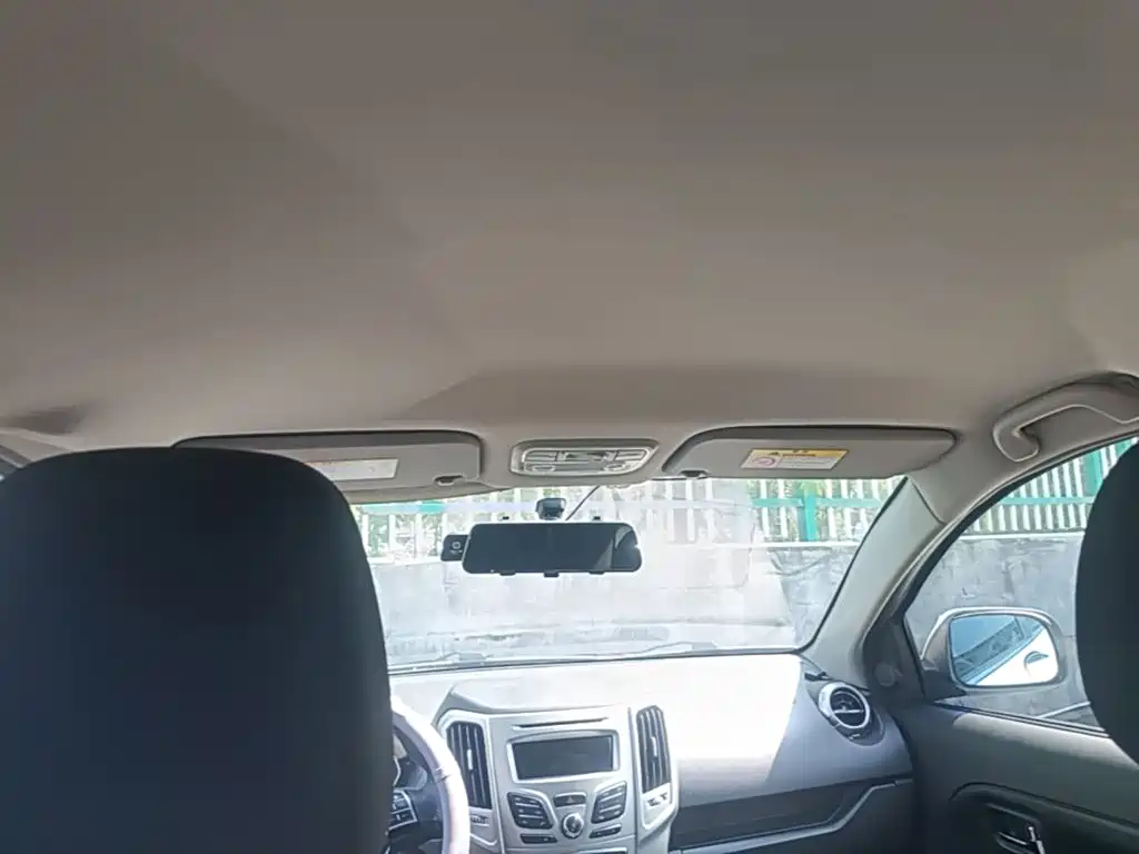 Фото 18 - Haval H1