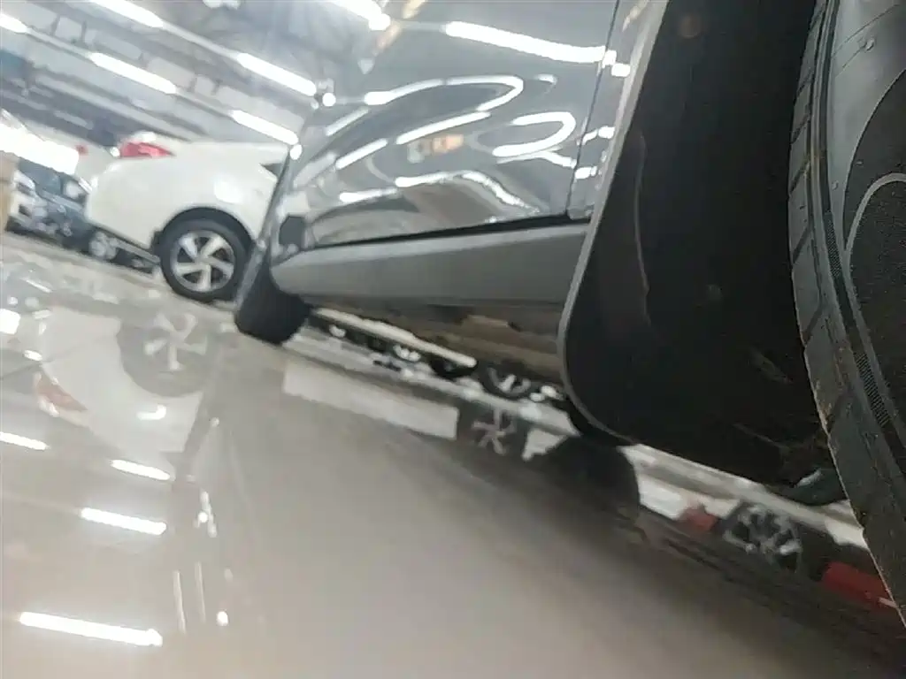 BYD Qin L 2025 DM-i Smart Drive Edition 80KM Leading фото 21