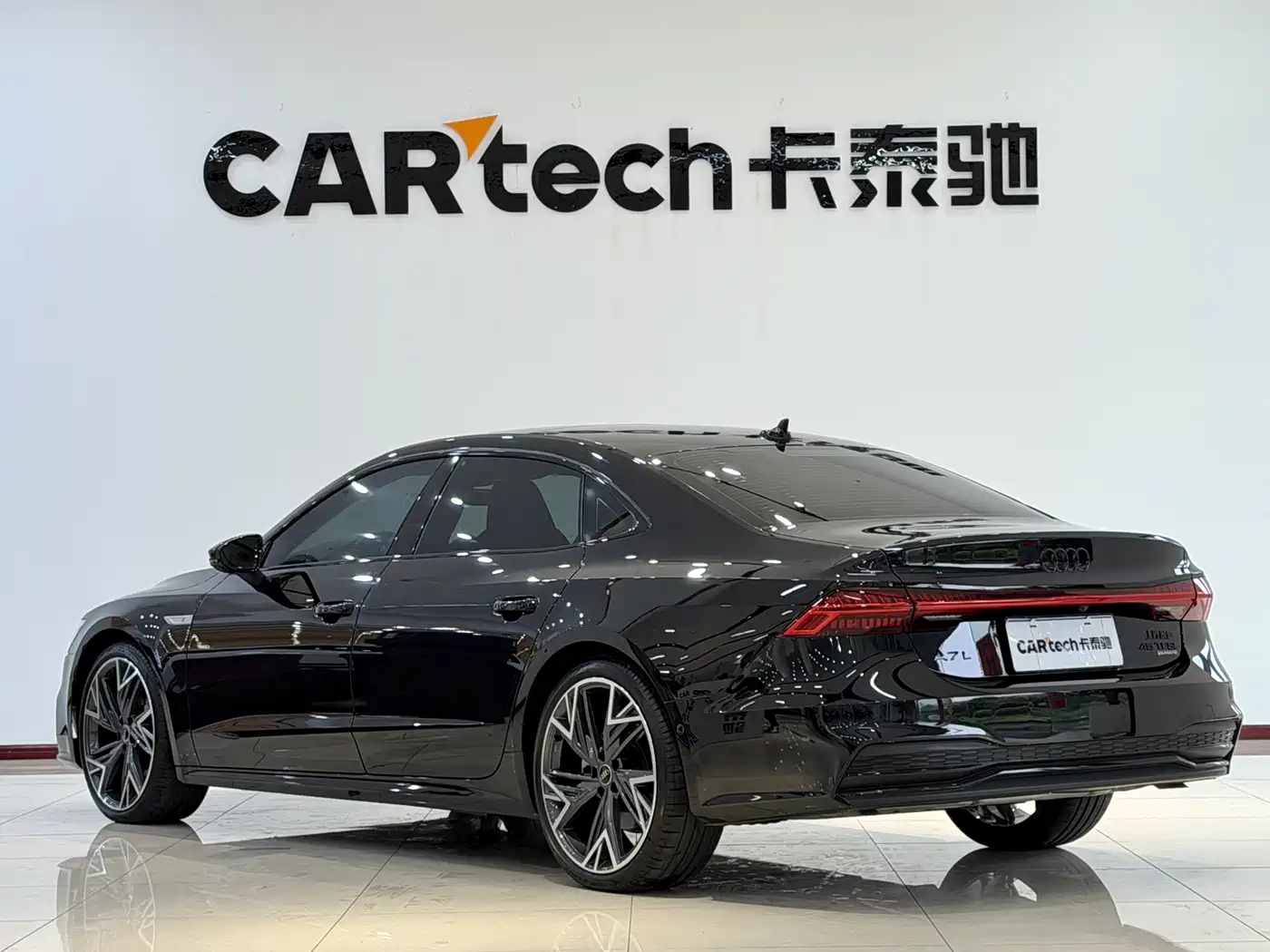 Audi A7L 2022 45 TFSI quattro S-line Black Warrior Edition фото 26