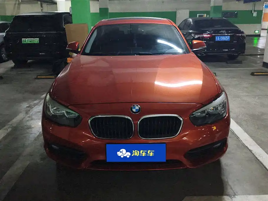 BMW 1 Series (Import) 2016 118i Leading фото 2