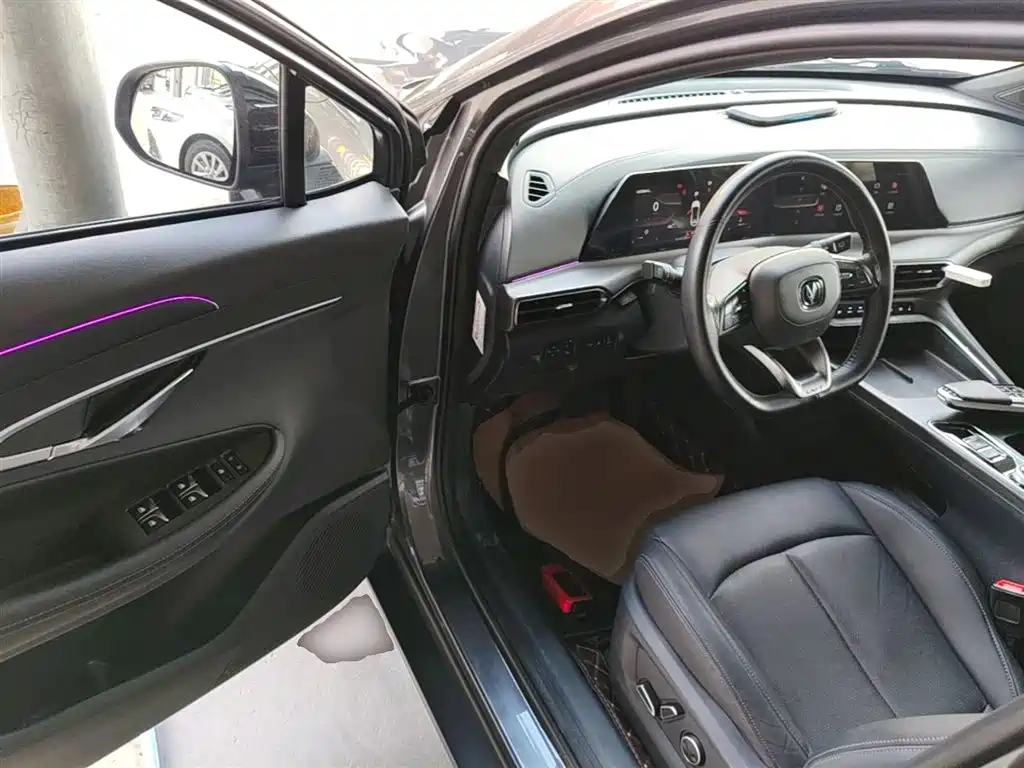 CHANGAN UNI-T