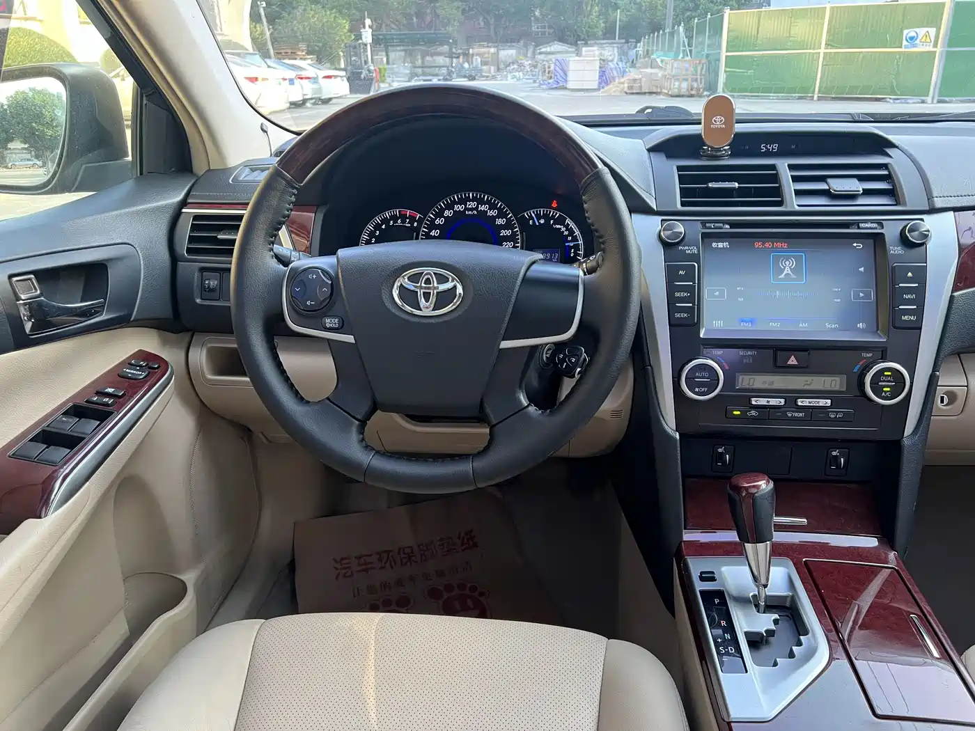 Toyota Camry 2013 2.5G Comfort фото 11