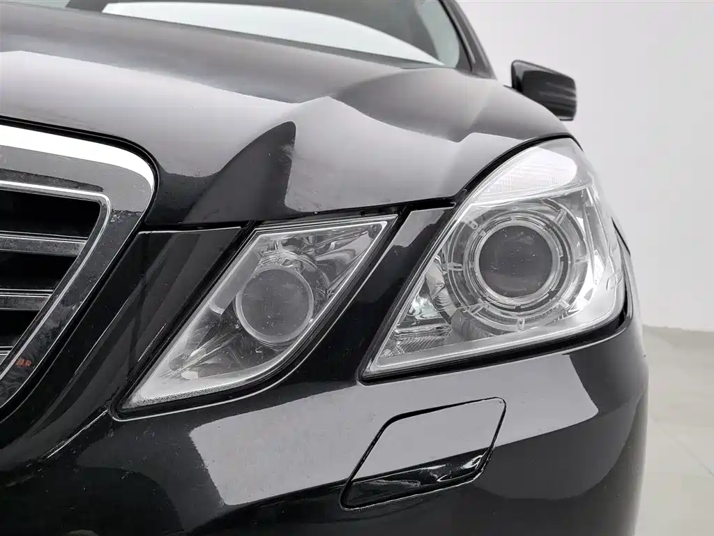 Mercedes-Benz E-Class (Import) 2010 Model E 300 Fashion Luxury Edition фото 7