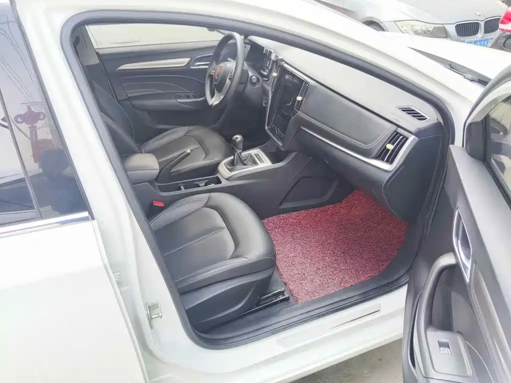 Roewe i6 2019 2020 PLUS 1.6L Manual 4G Connected Glory Flagship Edition