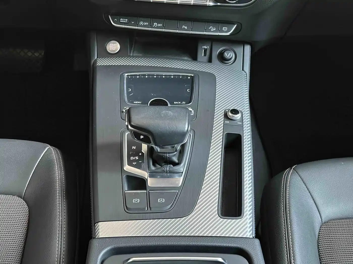 Audi Q5L 2018 45 TFSI Exclusive Fashion (China V) фото 23