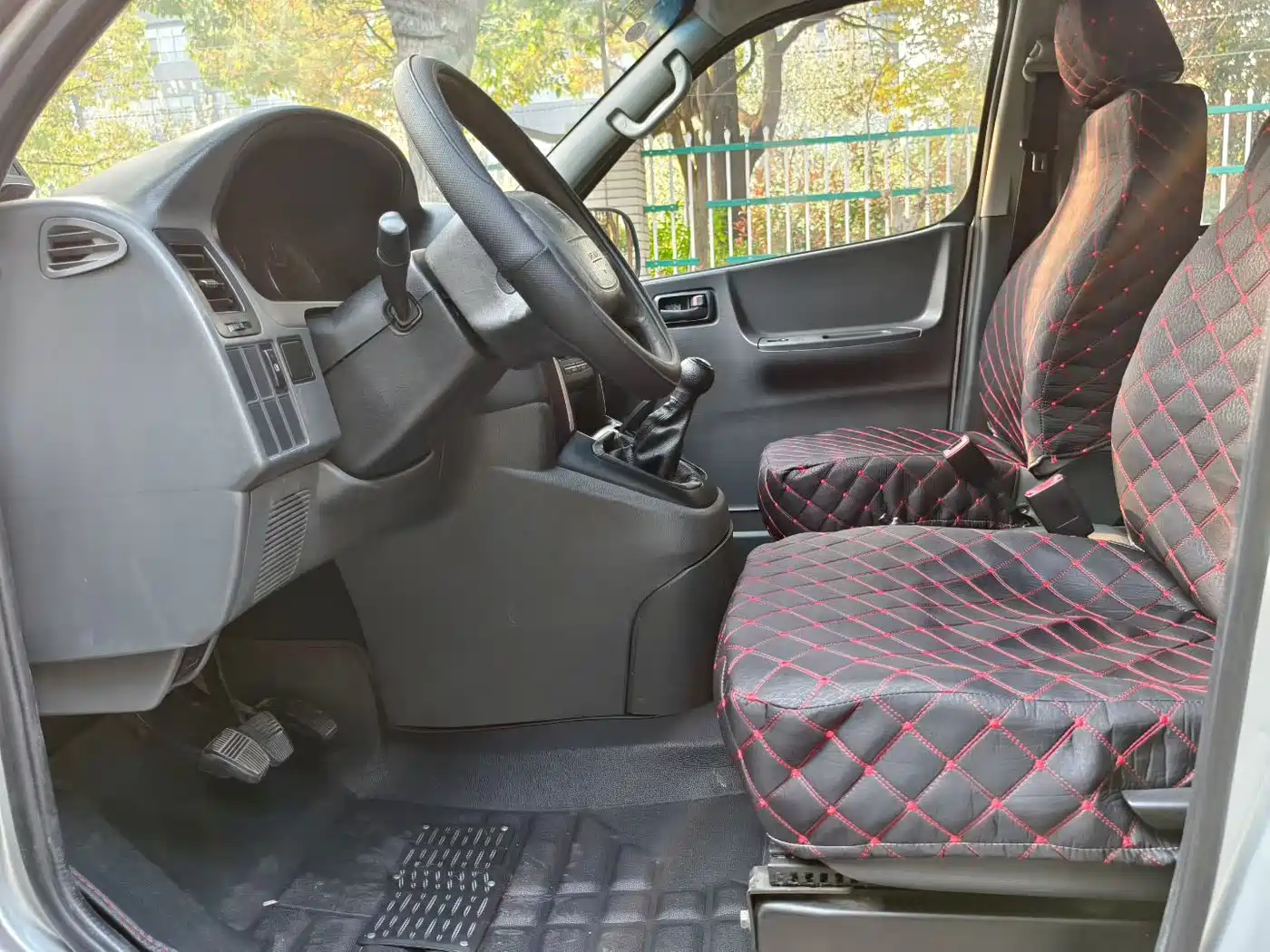 Jinbei Grace 2019 2016 2.0L Express Utility
