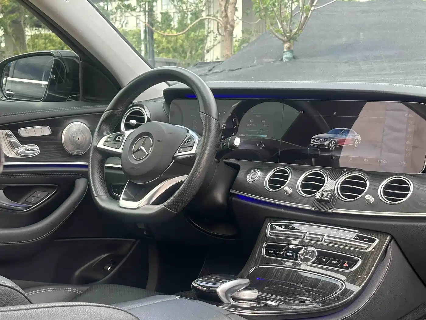 Mercedes-Benz E-Class 2016 E 300 L Sport Luxury фото 6
