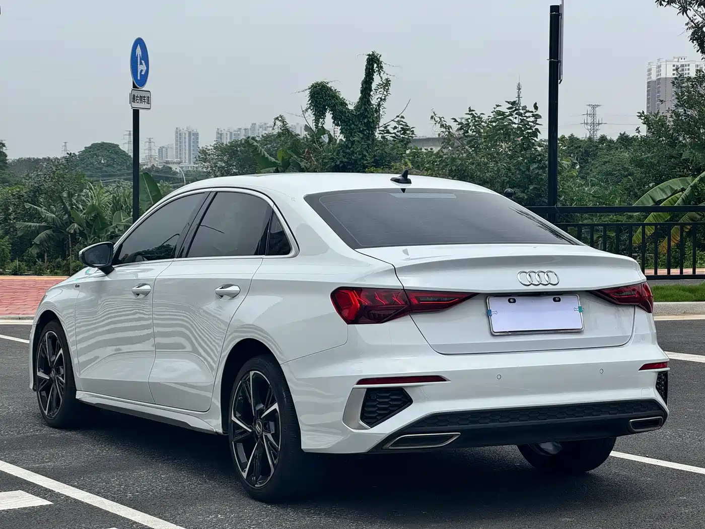 Audi A3 2022 A3L Limousine 35 TFSI Style Sport фото 11
