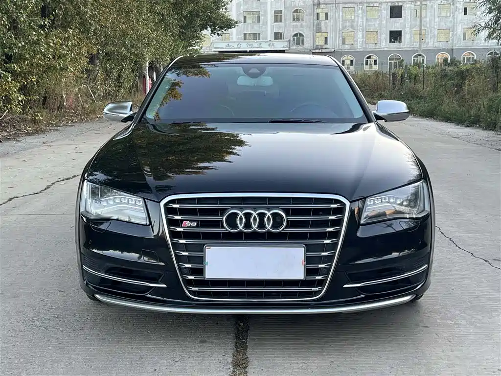 Audi S8 2013 S8 4.0TFSI quattro