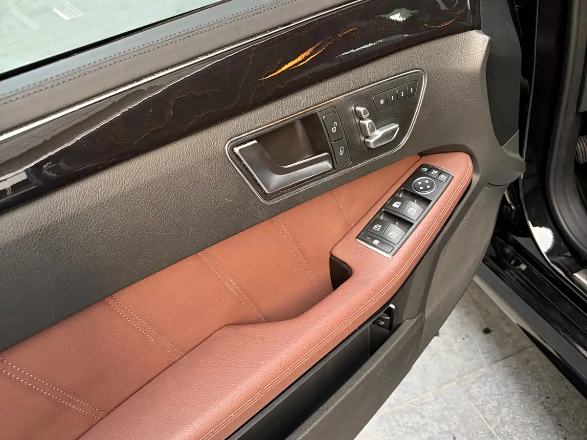 Mercedes-Benz E-Class 2015 E 320 L 4MATIC фото 8