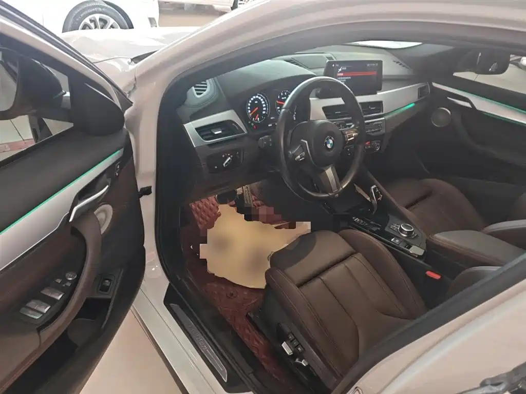 BMW X2 2021 Facelift sDrive25i Shadow Night Edition фото 16