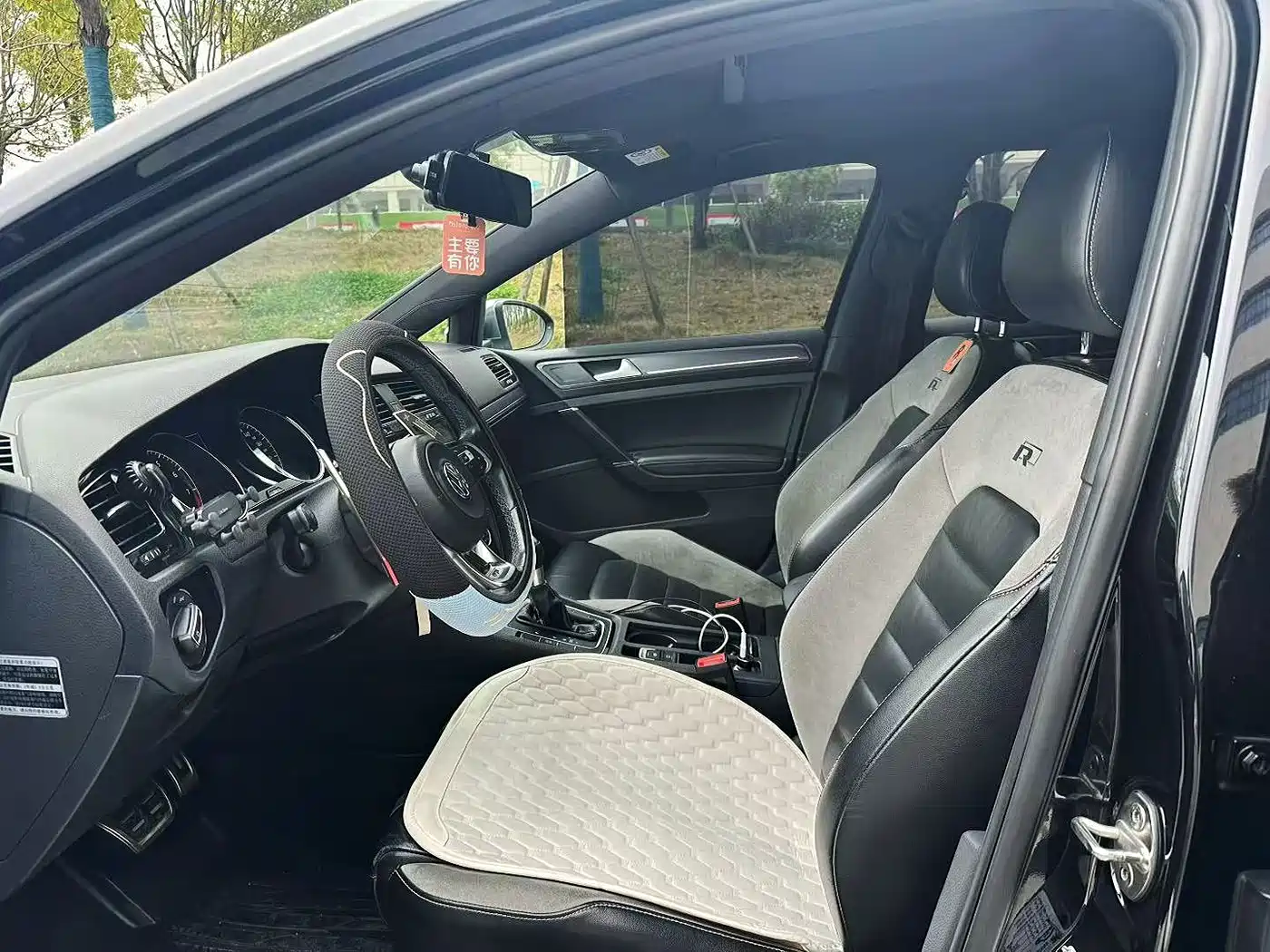 Volkswagen Golf 2016 1.4TSI Automatic R-Line фото 4
