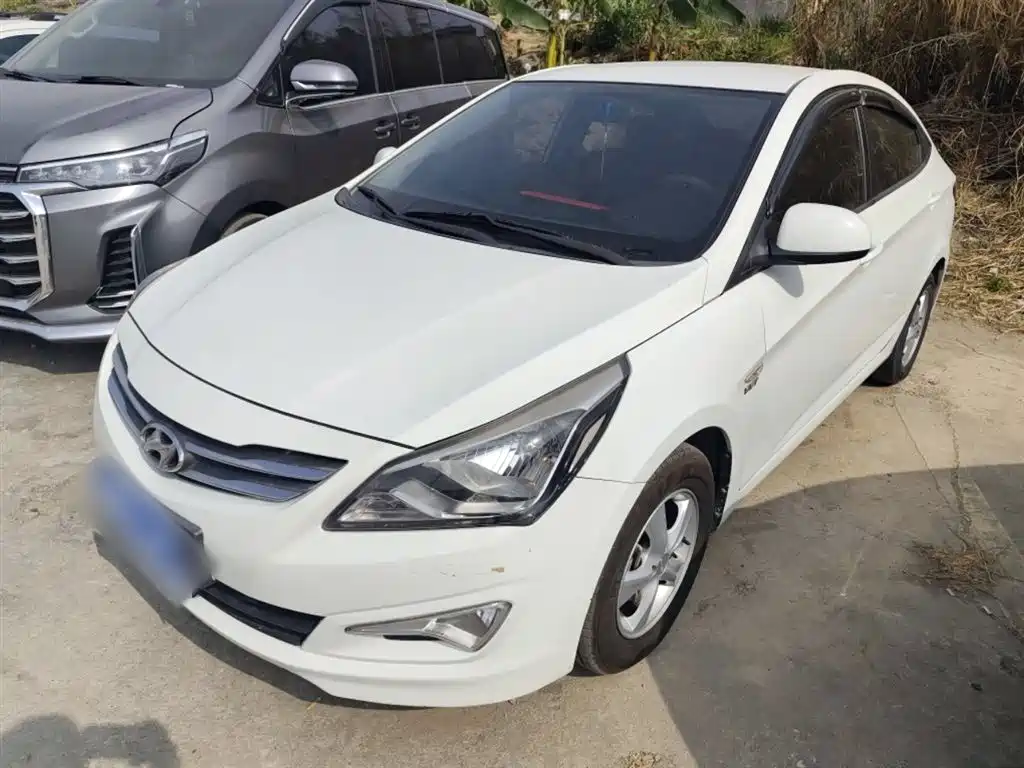 Hyundai Verna 2014 1.4L Automatic Smart GLS