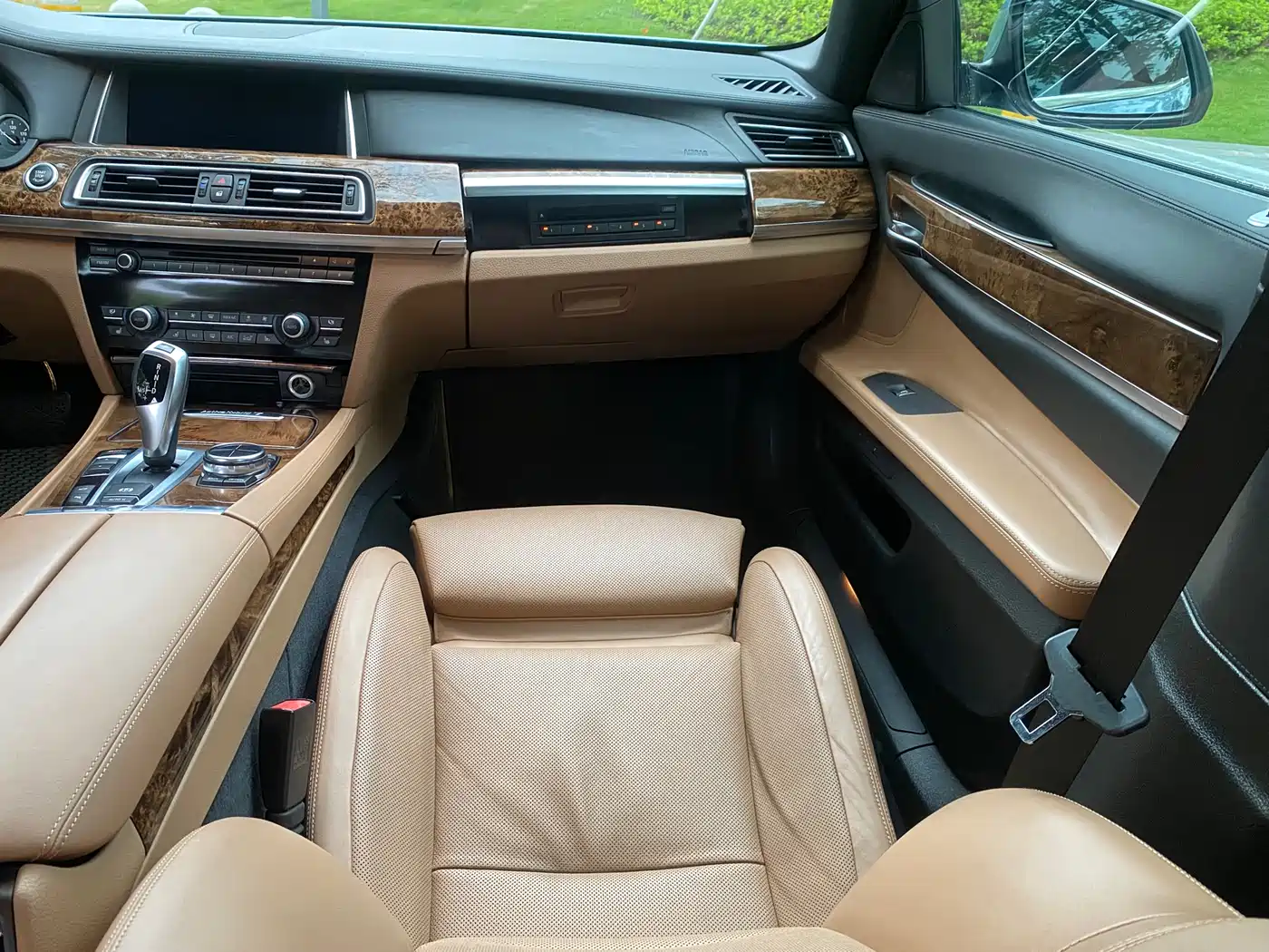 BMW 7 Series 2013 740Li Hybrid Edition фото 7