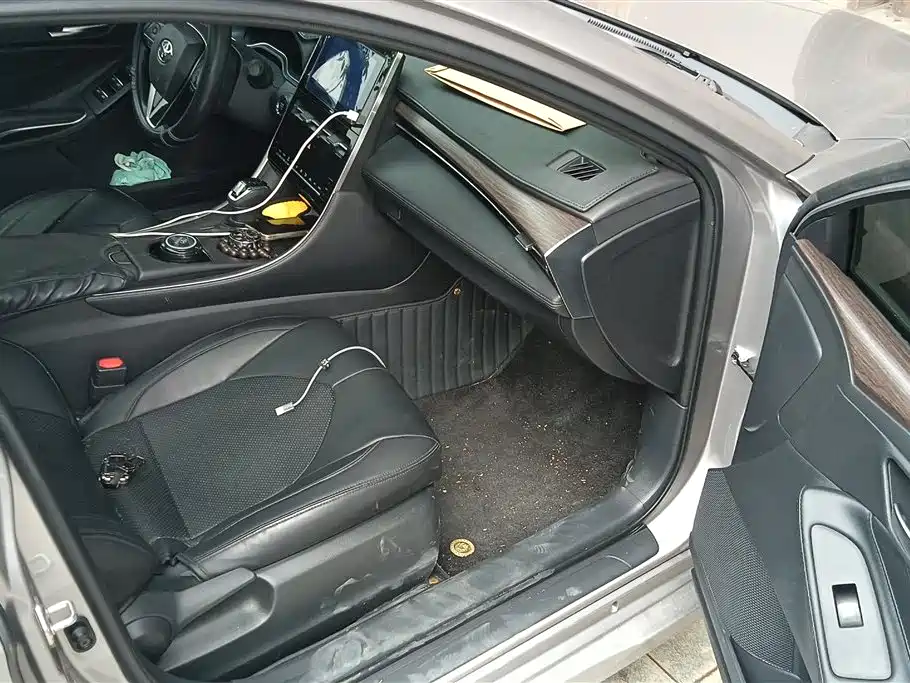Toyota Avalon 2022 2.0L Progressive Edition фото 8