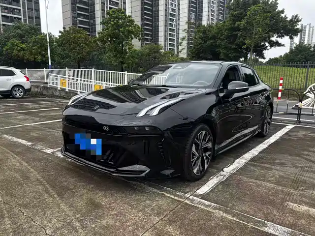 Lynk & Co 03 1.5TD DCT Halo
