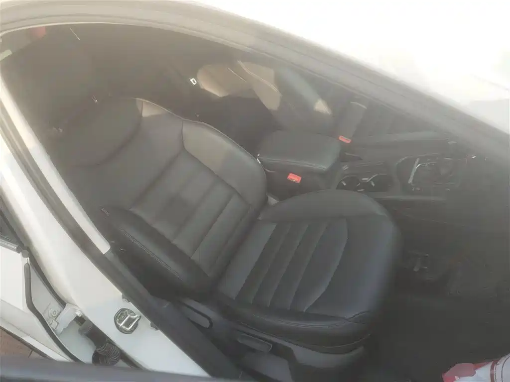 Volkswagen Tharu 2019 280TSI 2WD Luxury Edition China V фото 25