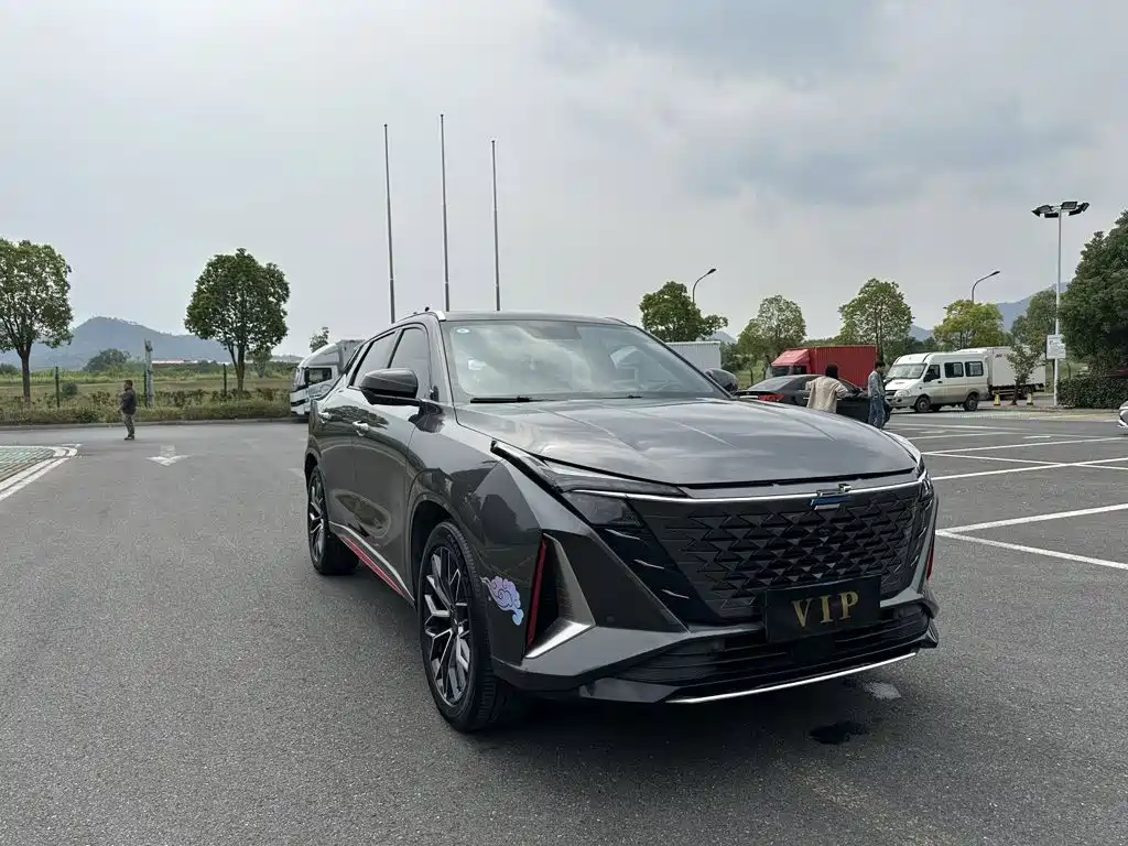 Changan Oshan Z6 2023 2022 Blue Whale 1.5T DCT Intelligent Leader