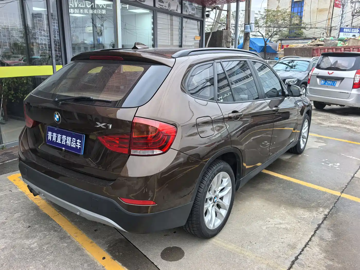 BMW X1 2014 sDrive18i Leading Edition фото 9
