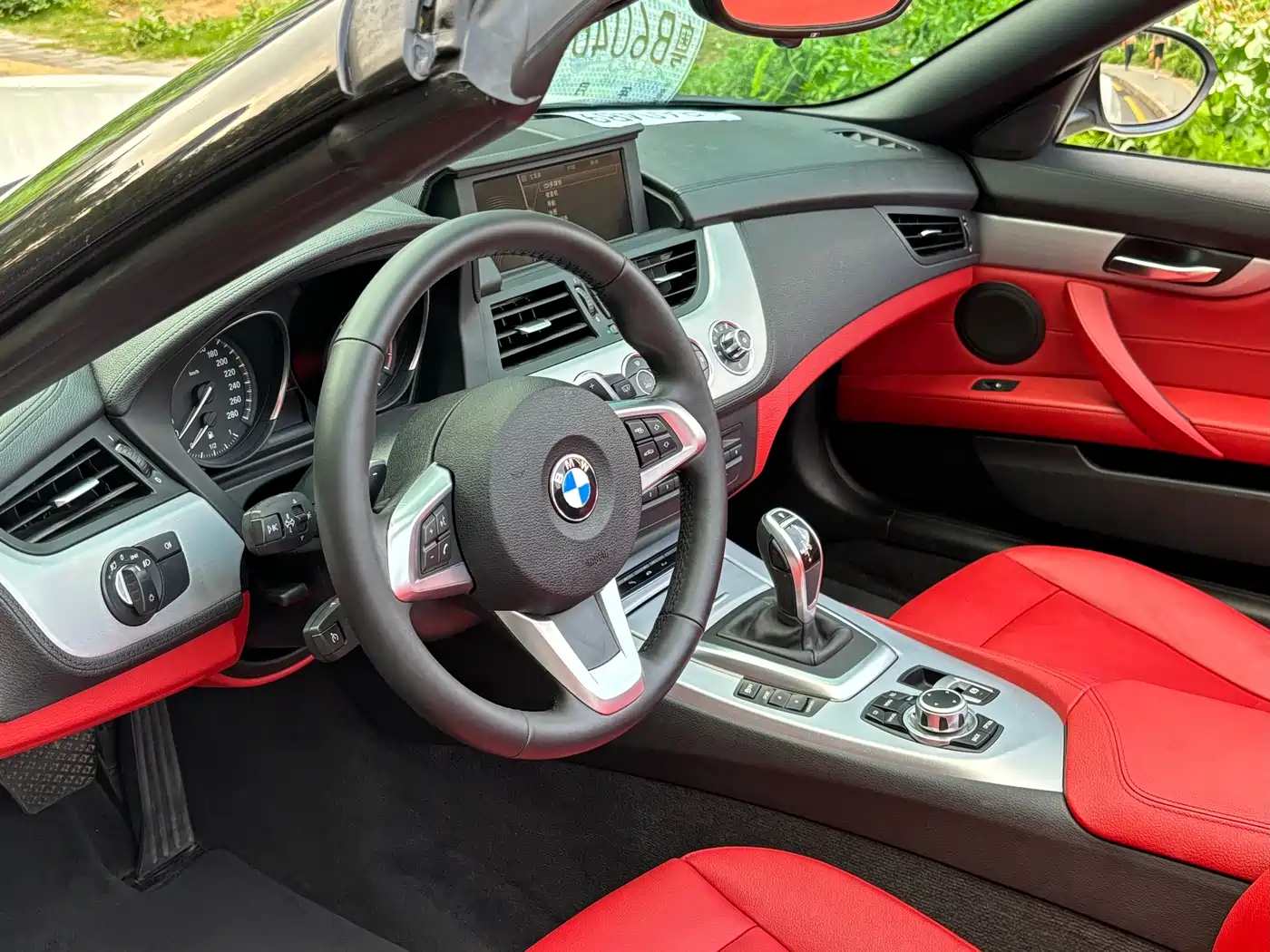BMW Z4 2013 sDrive20i Leading фото 5