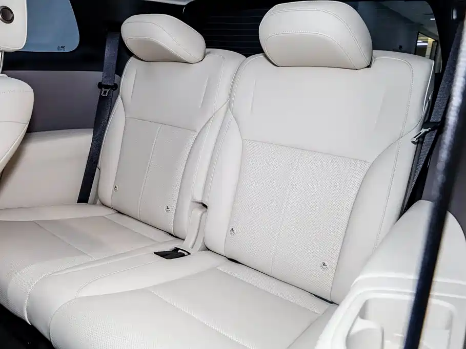 Li Auto Li i8 2025 2025 Standard Edition