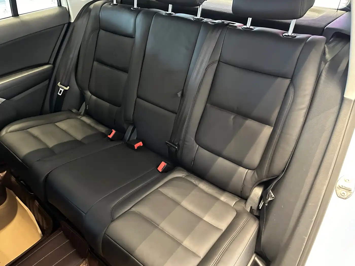 Volkswagen Tiguan 2012 1.8TSI Automatic 2WD Trend Edition фото 11