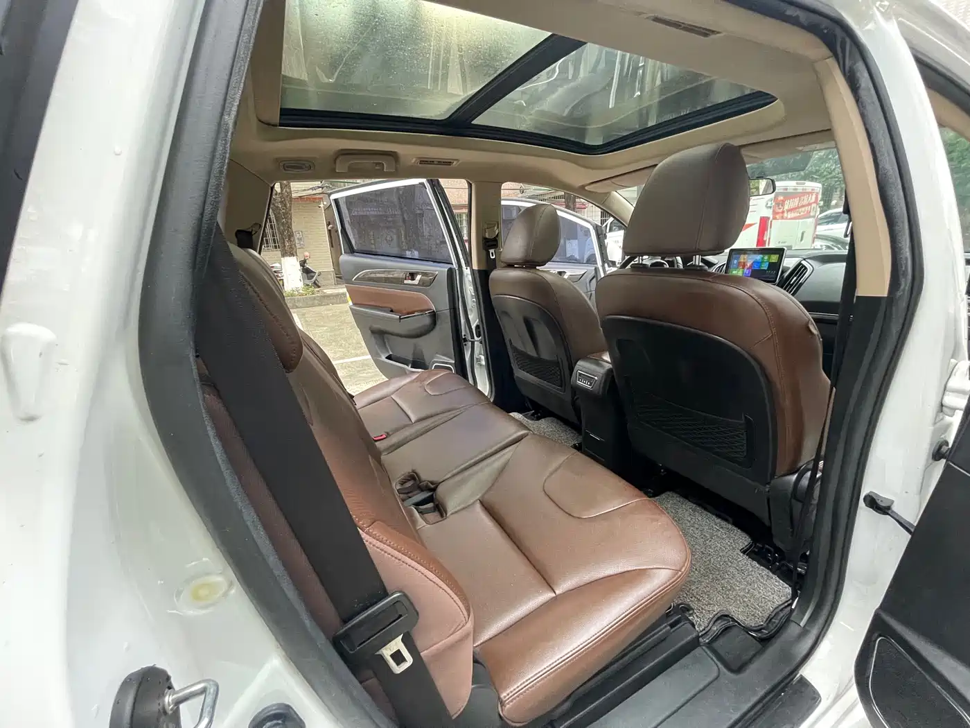 Lifan Xuanlang 2019 2017 2.0L CVT Luxury Type