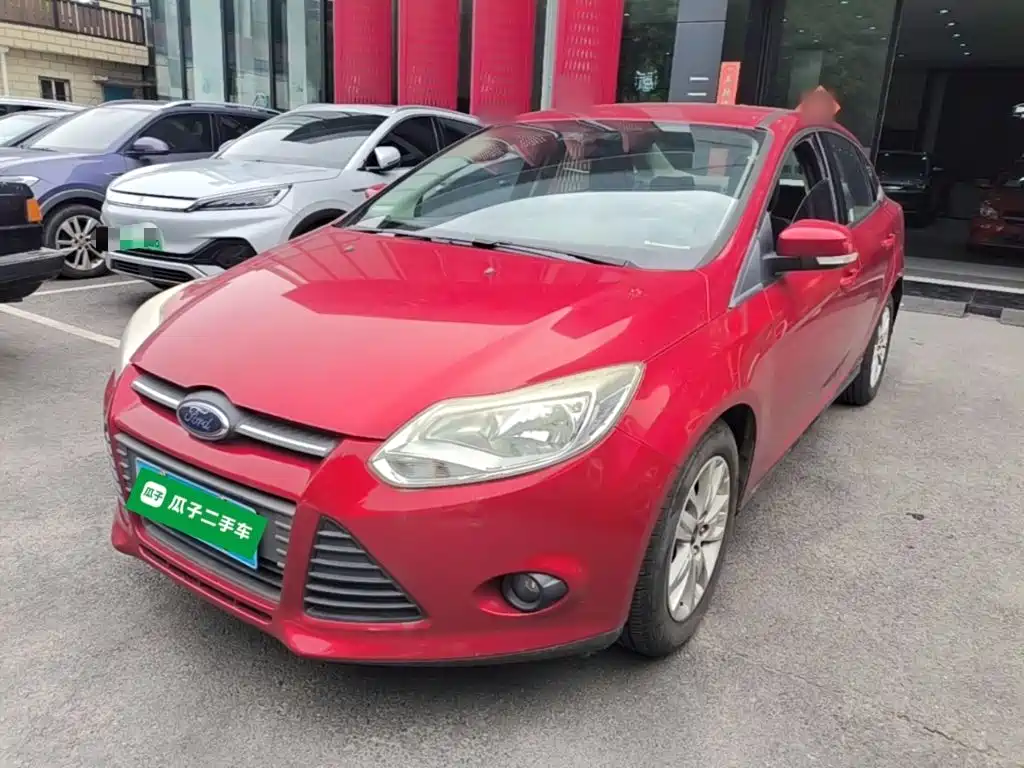 Фото 2 - Ford Focus