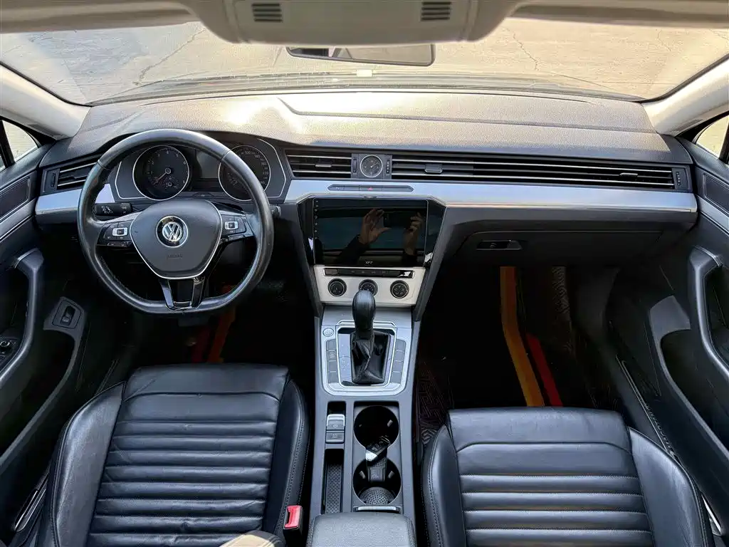 Volkswagen Magotan 2019 280TSI DSG Comfort China V фото 6