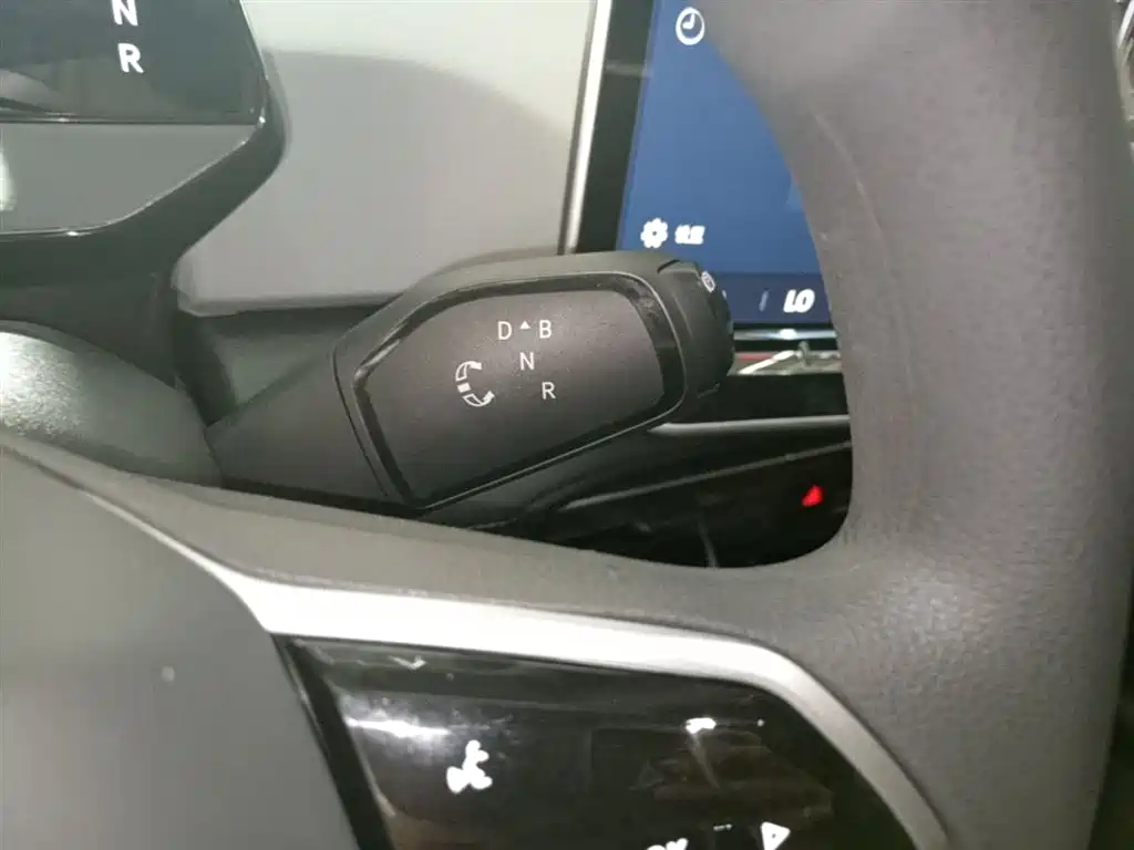 Volkswagen ID.3 2025 Smart Pure Intelligent Edition фото 14