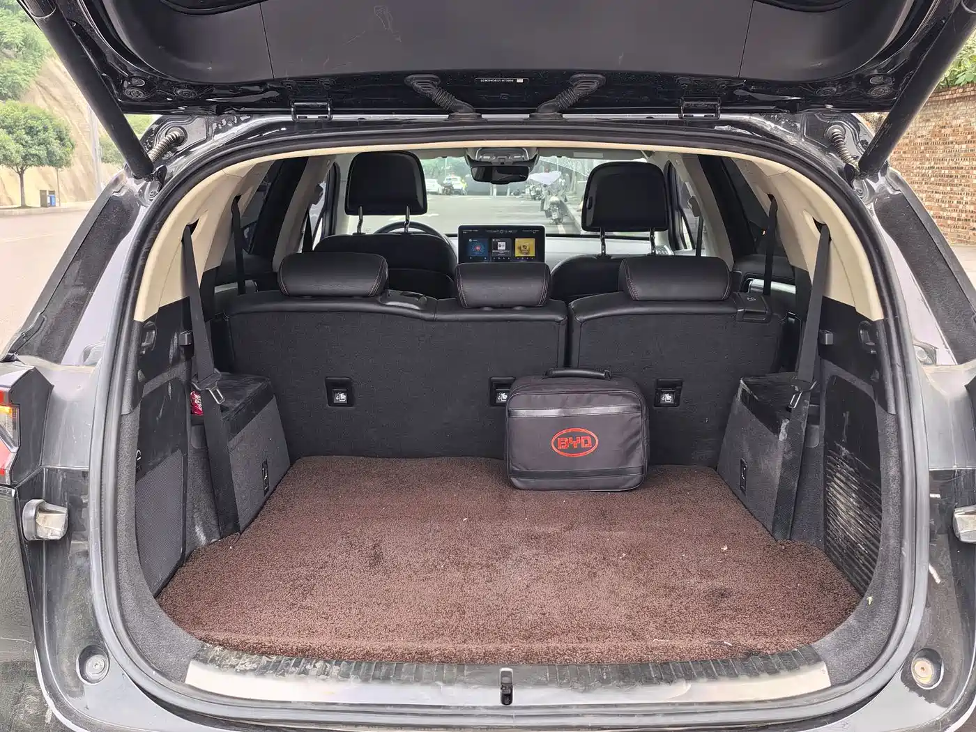 BYD Tang New Energy 2018 DM 2.0T AWD Smart Connection Genesis Edition 7-Seater China V фото 16