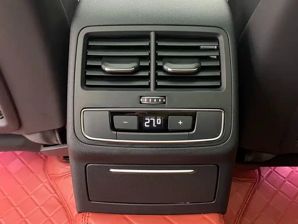 Audi A4L 2024 40 TFSI Luxury Dynamic фото 21
