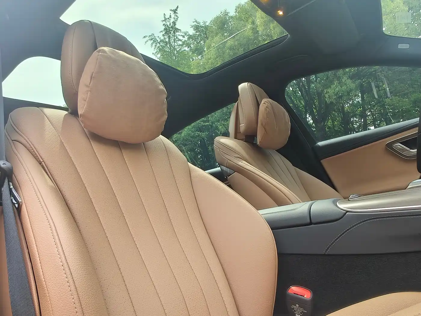 Mercedes-Benz E-Class 2025 E 300 L Fashion фото 13