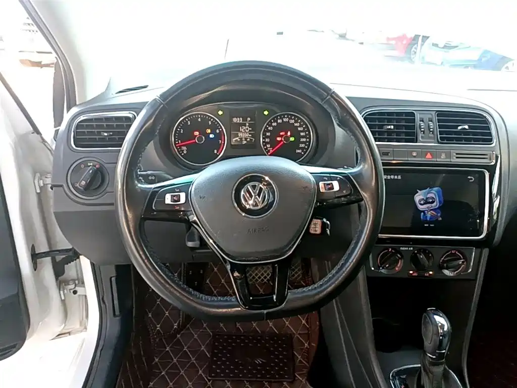 Volkswagen Polo 2018 1.5L Auto Comfort фото 11