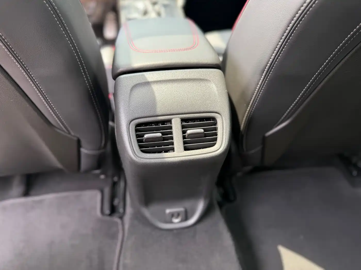 Buick Regal 2017 GS 28T Luxury Model фото 17