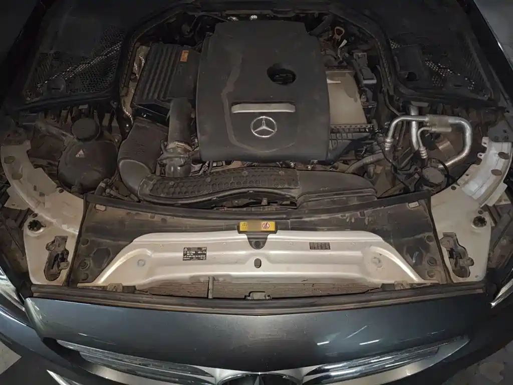 Mercedes-Benz C-Class 2017 Facelift C 200 L Sport Edition фото 16