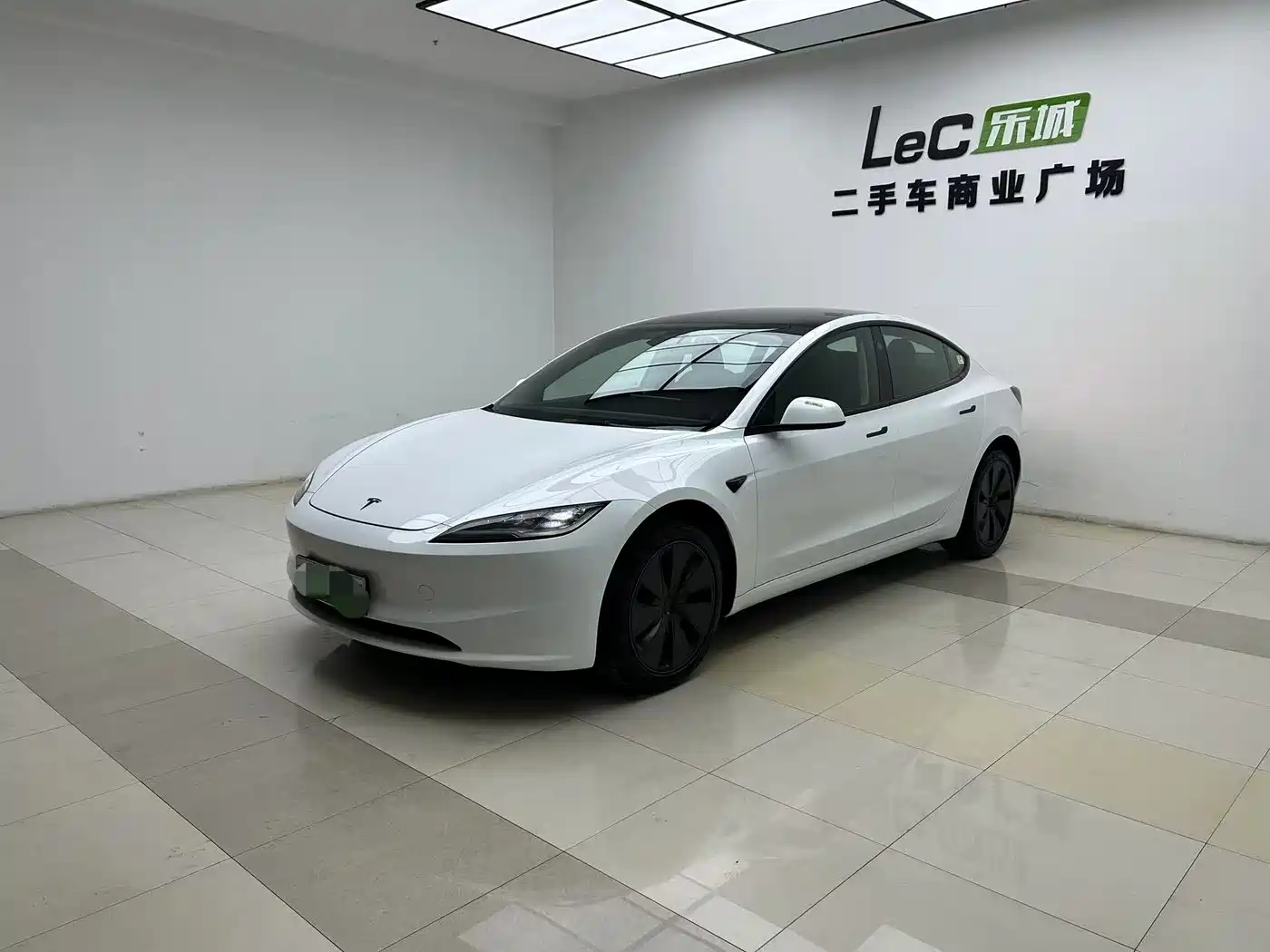 Tesla Model 3 2025 Model Rear-Wheel Drive Edition