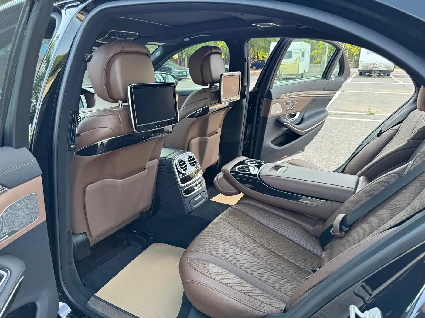 Mercedes-Benz S-Class 2017 S 320 L Luxury фото 17