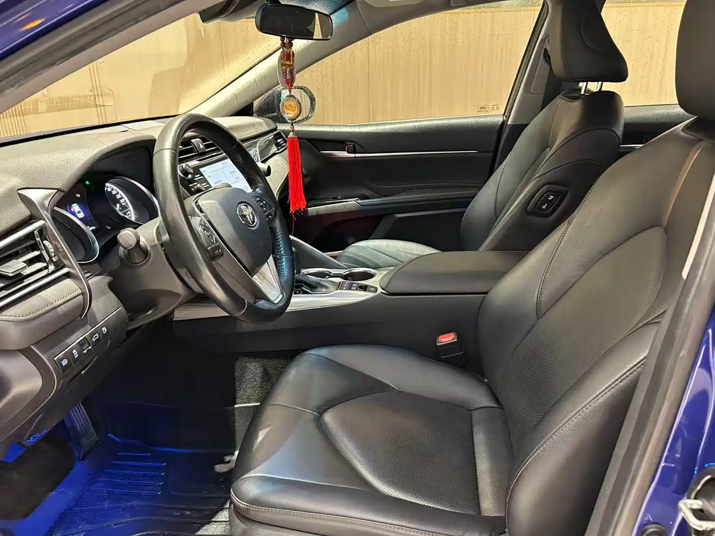 Toyota Camry 2019 Hybrid 2.5HG Luxury Edition China V фото 9