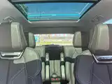 Фото 31 - Audi Q5 e-tron