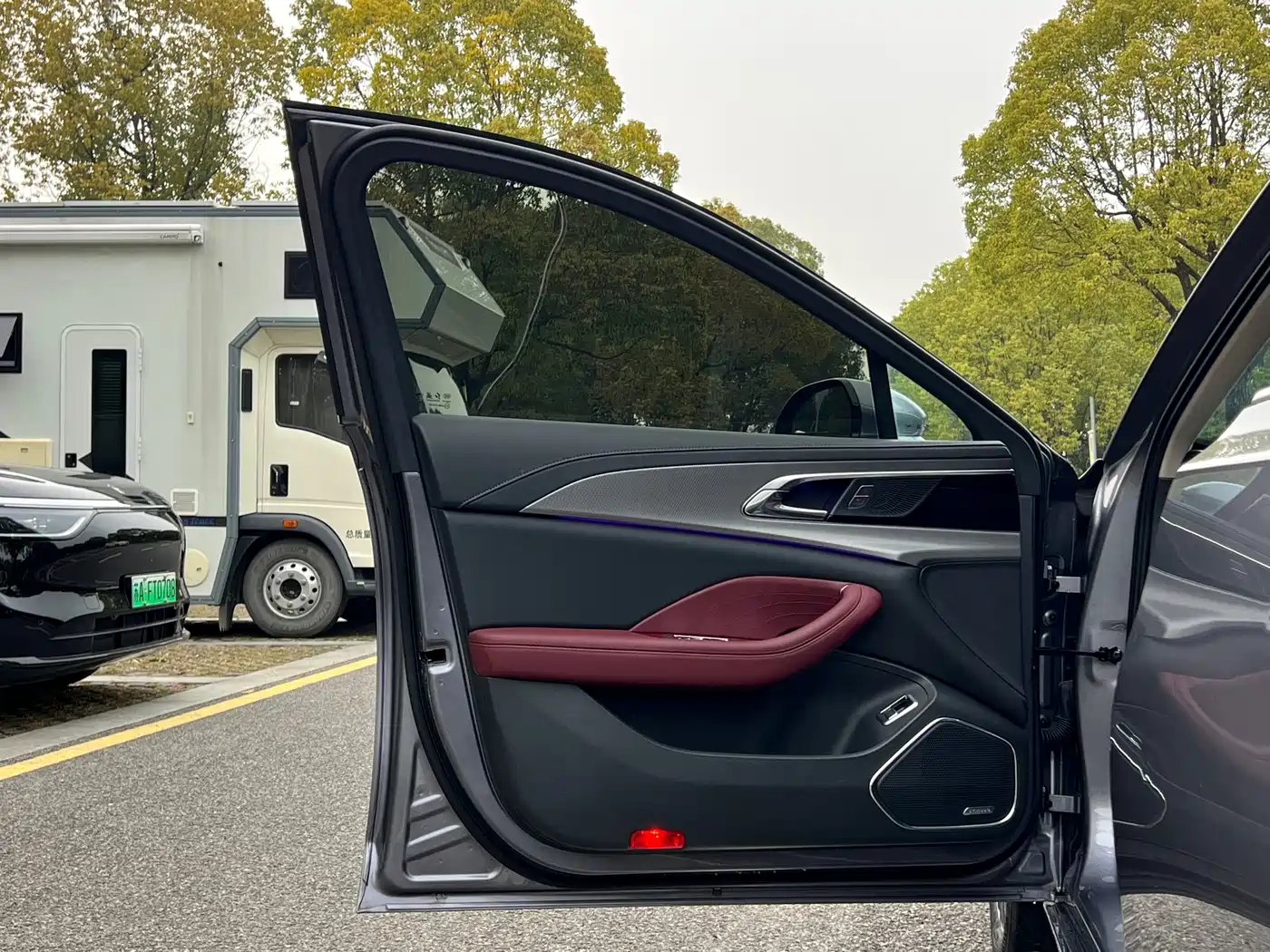 Hongqi H5 2023 2.0T Auto Smart Connect Flag Comfort фото 19