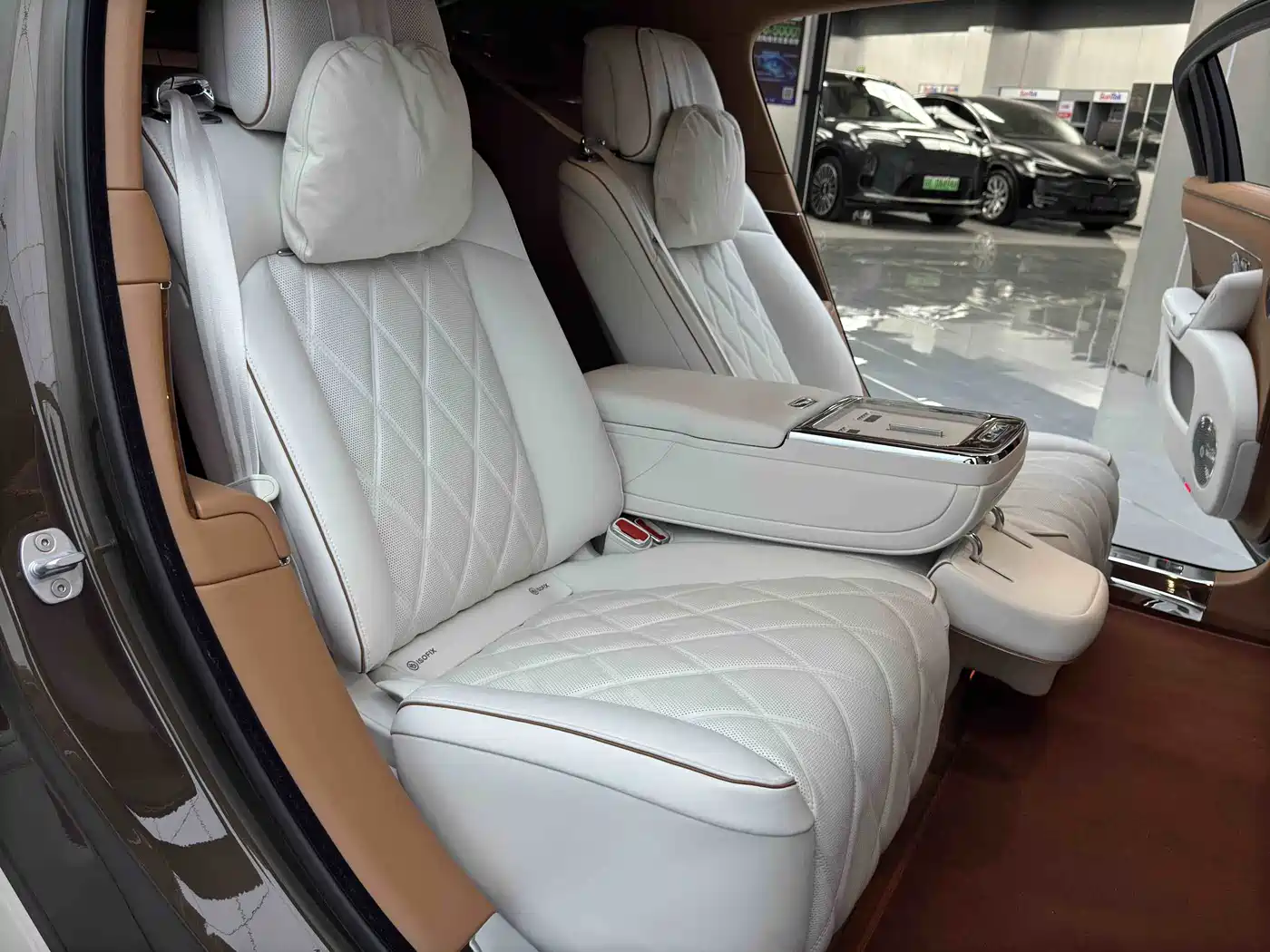 Zunjie S800 2025 Model Pure Electric Starlight Premium Edition 5-Seater фото 25